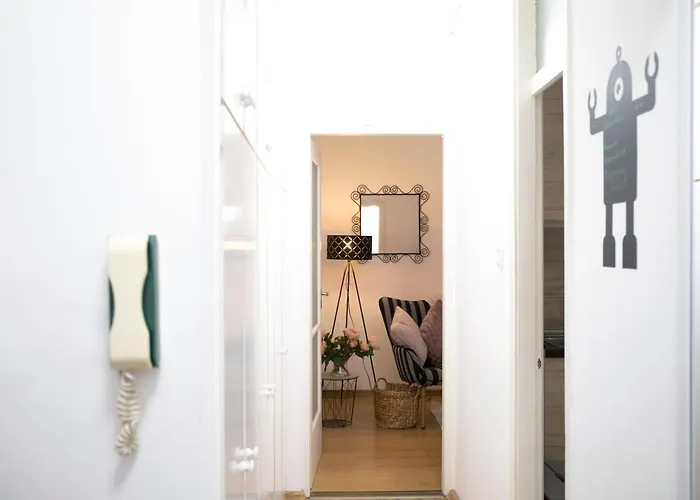 Walnut Flat Free Parking * ブダペスト