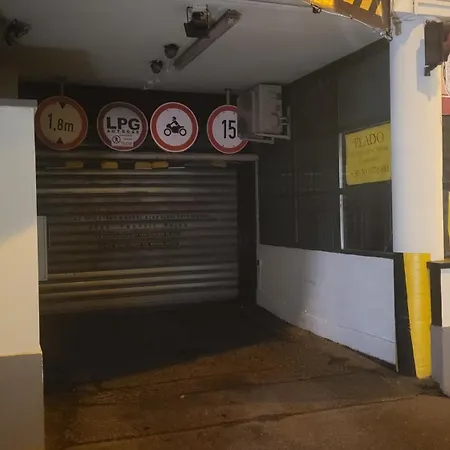 Walnut Flat Free Parking Apartmán